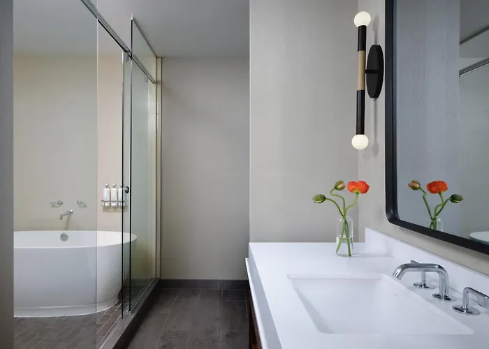 Kimpton Hotel Palomar Phoenix Cityscape By Ihg